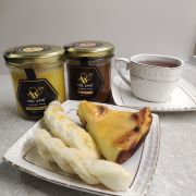 Мед: Природний солодкий дар